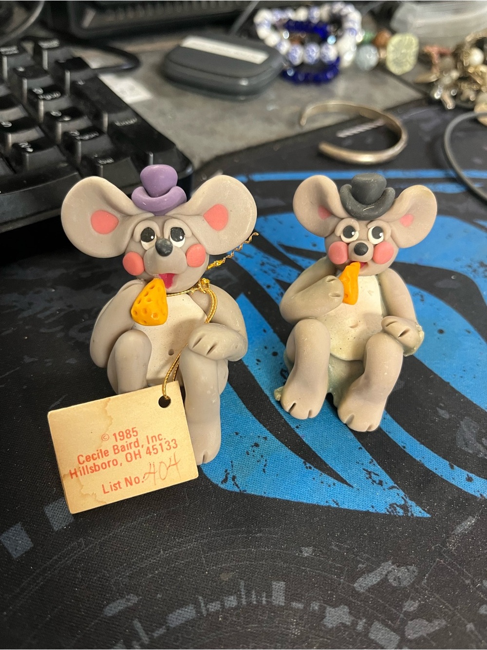 Cecile Baird Gray Mouse Figurine Pair with Cheese – Cute Decorative Accents